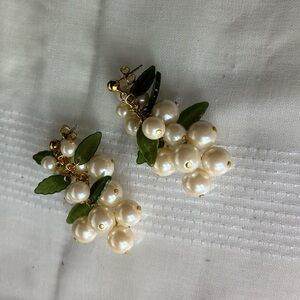 Vintage Jewelry Estate Sale Pearl Grape 🍇 Cluster Earrings